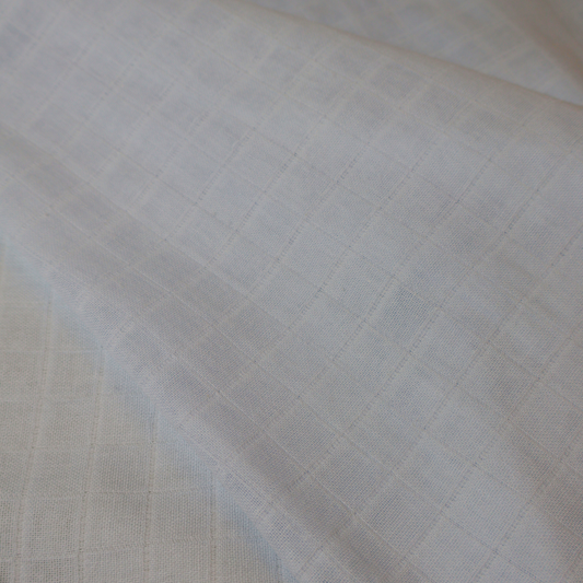 Fralda Lisa Mini Quadriculada 2x2 Estreita - 0,75m