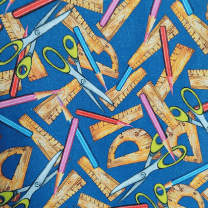 Tricoline Digital 100% Algodão - Coleção Escolar - Estampa Réguas e Tesouras
