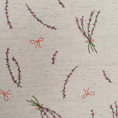 Tecido Linho com Algodão - Coleção Artesanato - Estampa Lavanda e Laços