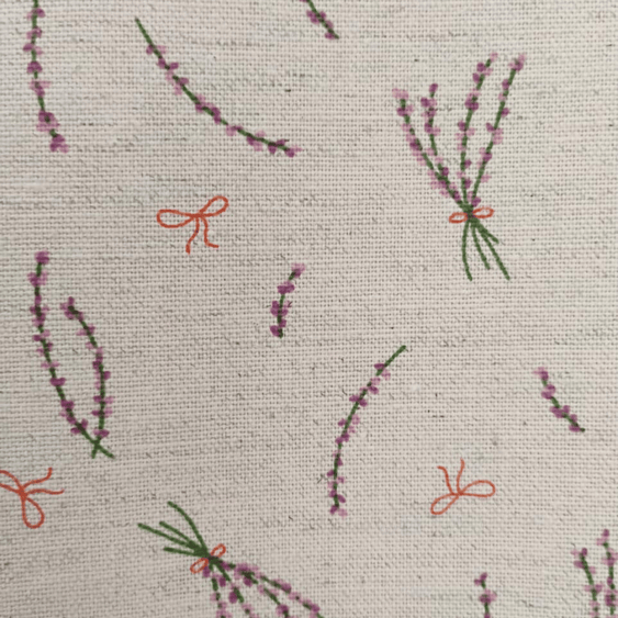 Tecido Linho com Algodão - Coleção Artesanato - Estampa Lavanda e Laços